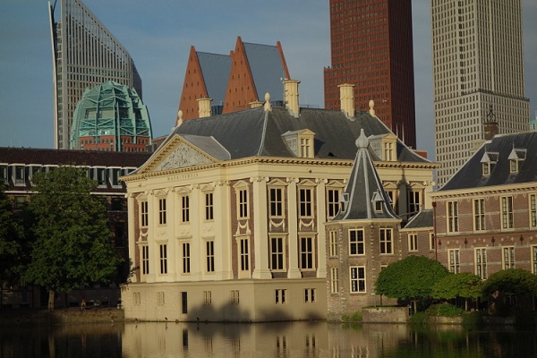 Photo of buildings and water in the Netherlands